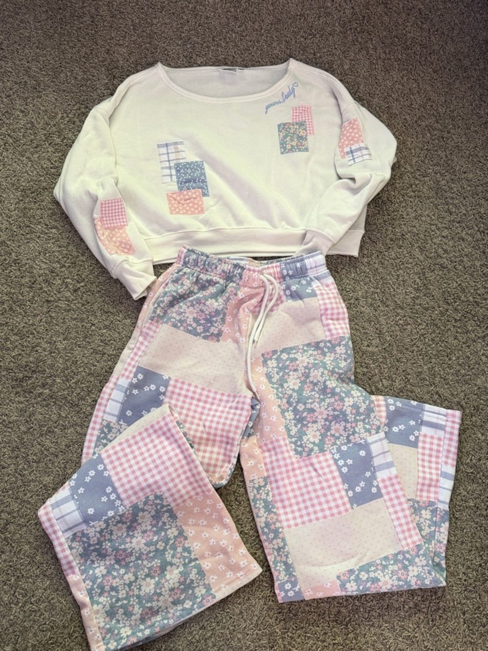 Patchwork off the shoulder Sweatshirt & Wide leg jogger set